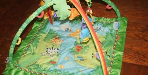 baby gym rainforest fisher price with 3 hanging toy photo
