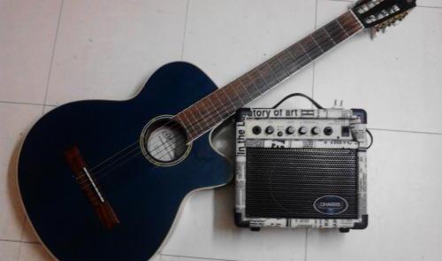 Guitar and Guitar Amplifier bundle photo