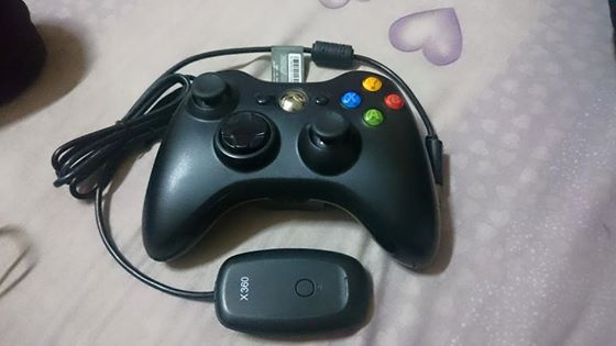 Xbox 360 wireless controller and reciever + razer ferox speaker photo